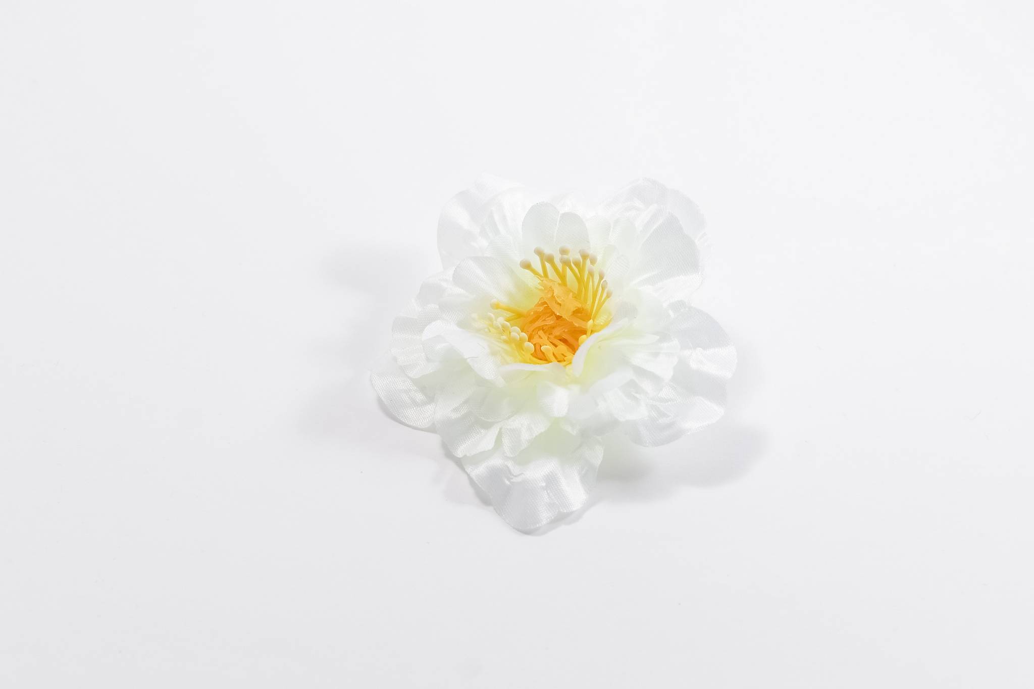 Роза "Шиповник" атлас 4 сл d=10 см 1/50 белый