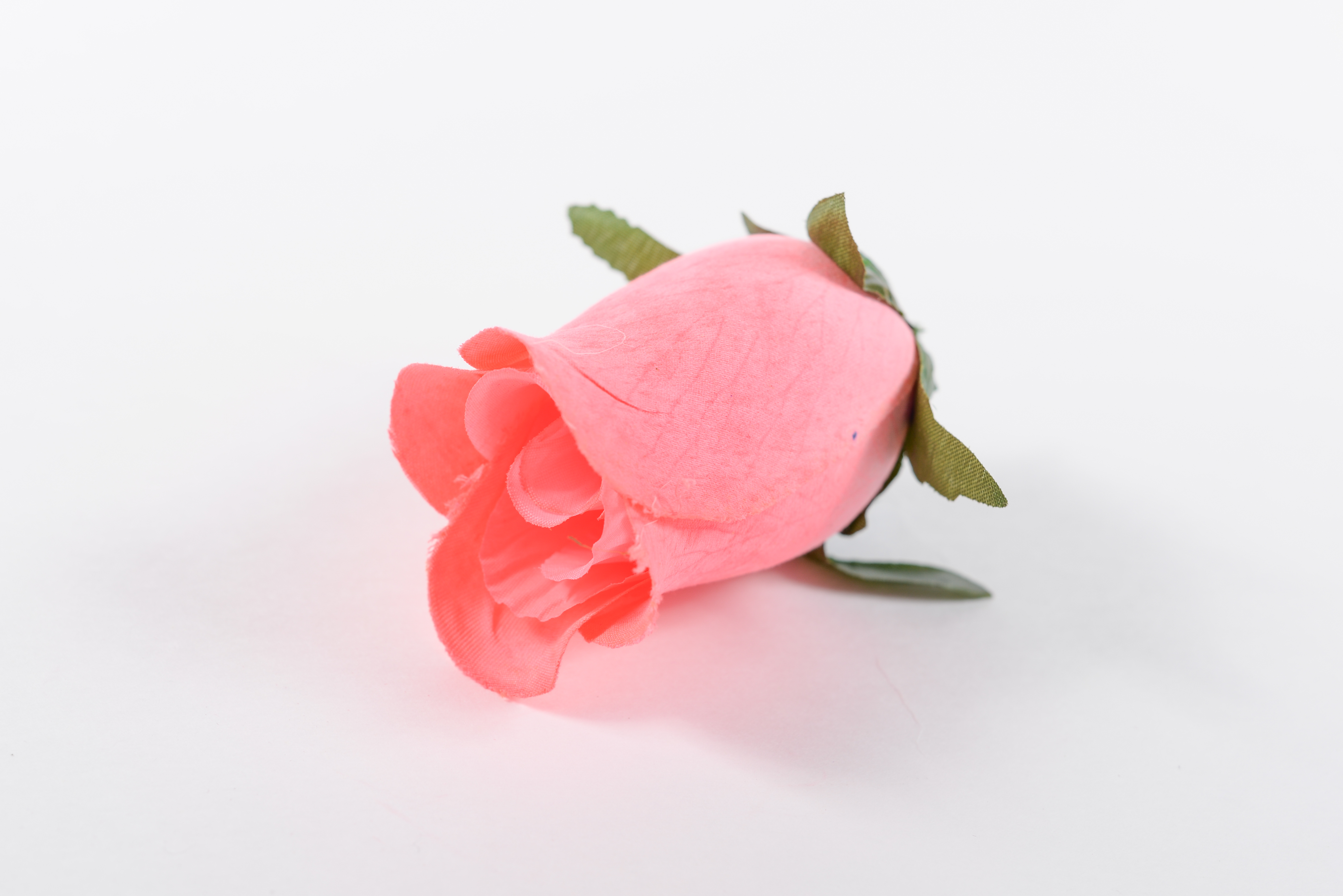 Роза бутон мраморная 5 сл h=10см 1/20  к/сб розовый