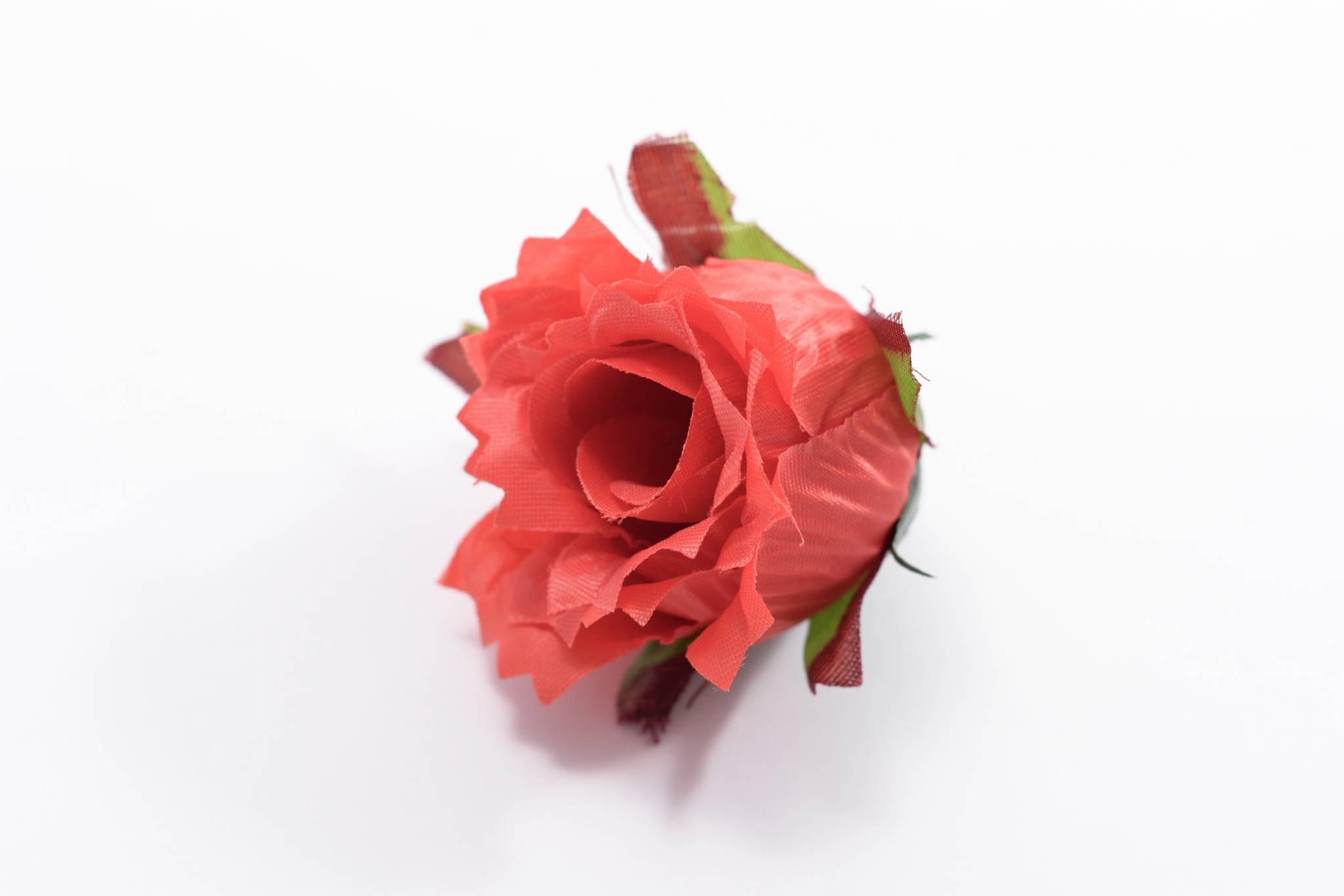 Роза бутон атлас 4 сл d=6 см 1/100 красный