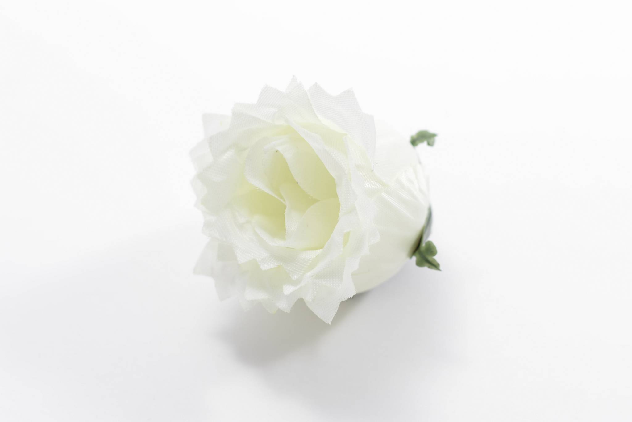 Роза бутон атлас 4 сл d=6 см 1/100 белый