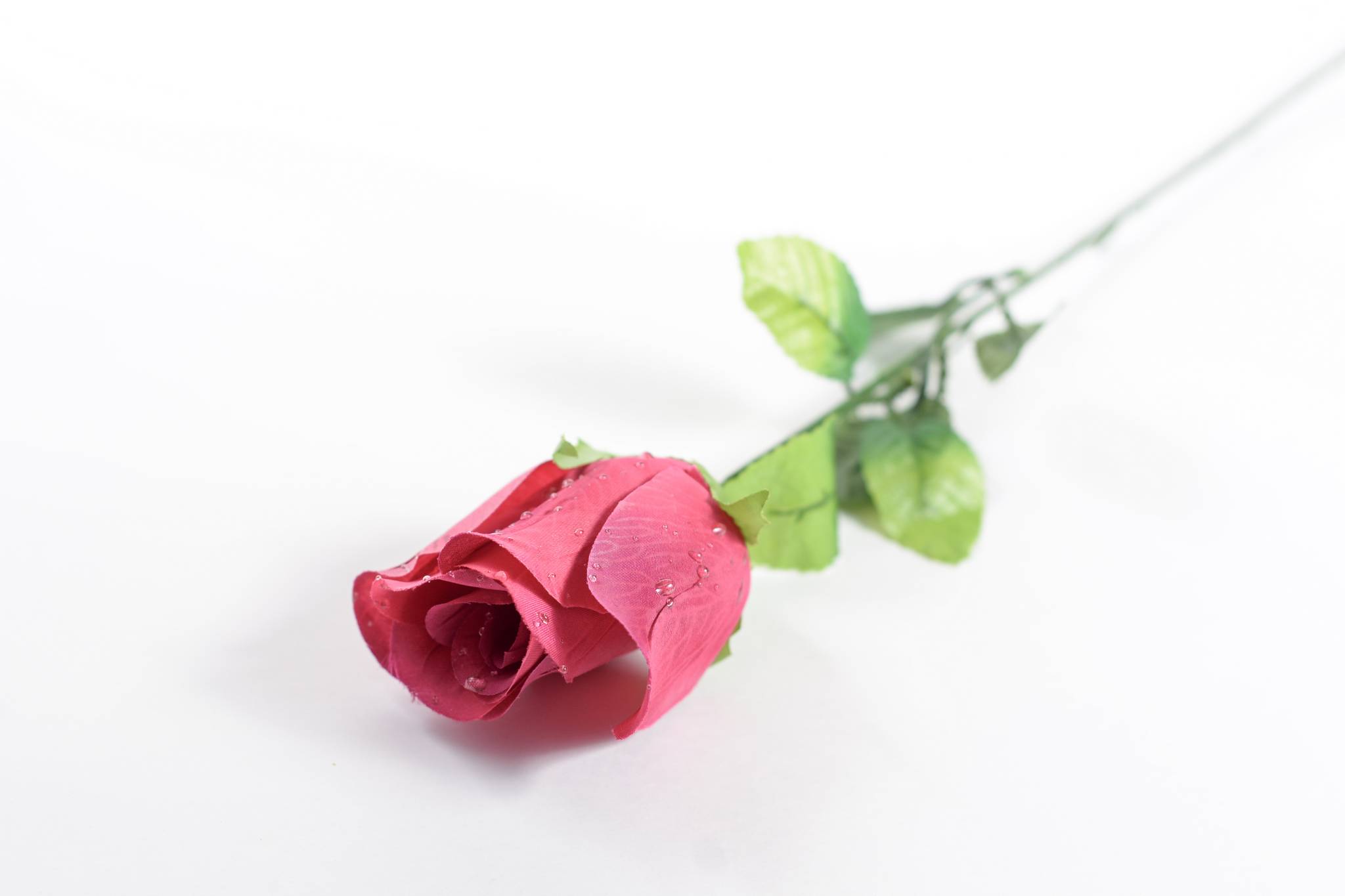 Роза с росой h=65 см 1/20 бордовый