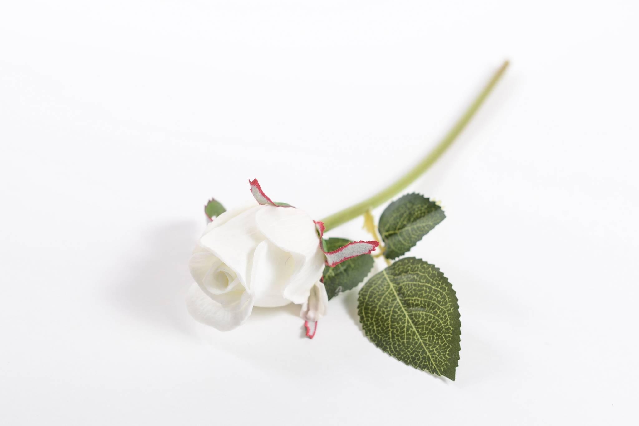 Роза латекс h=30 см 1/1 белый