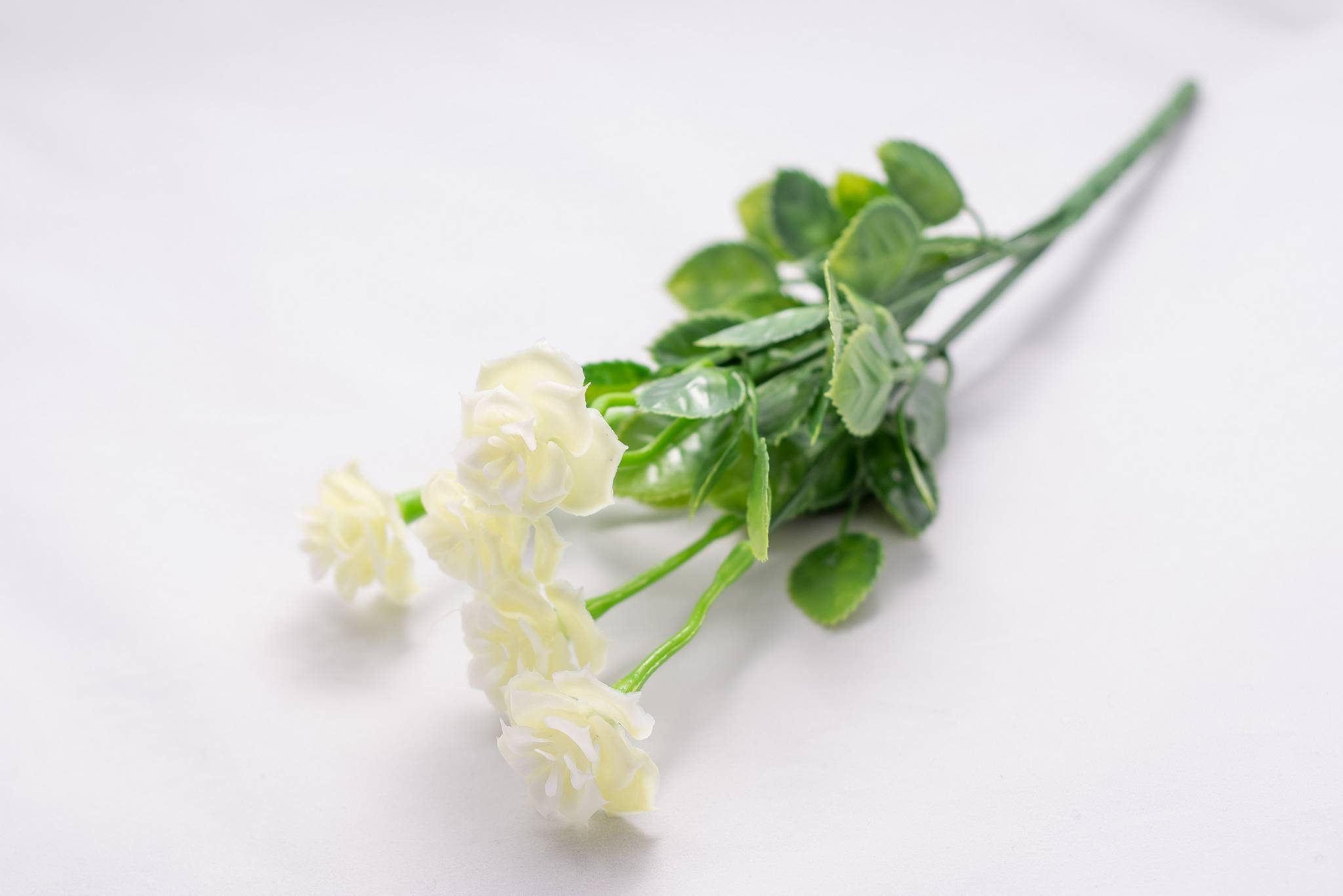 Роза пластм. 5 вет h=29 см 1/5 белый