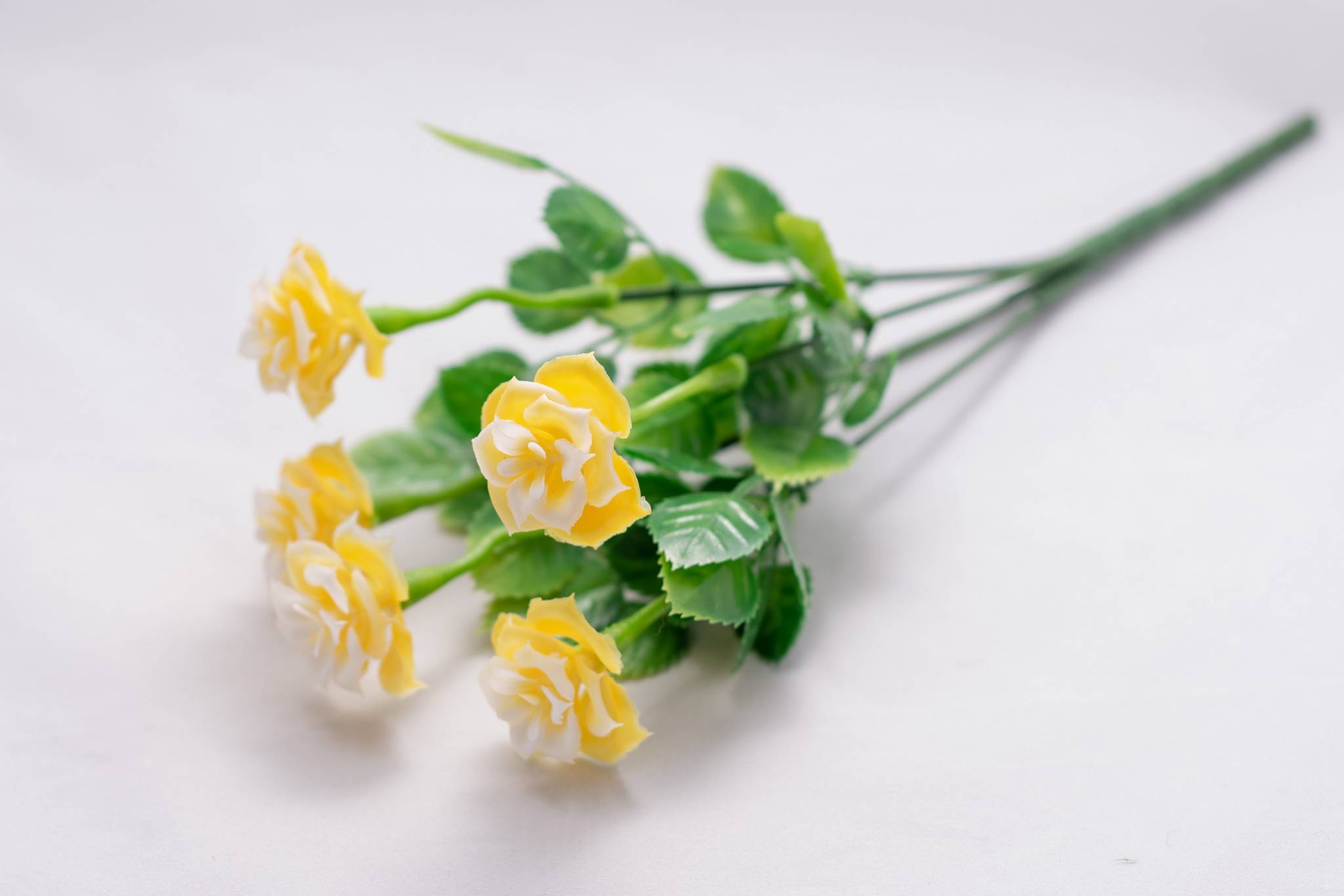 Роза пластм. 5 вет h=29 см 1/5 желтый